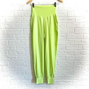 NWT Aerie Offline Real Me Jogger Lime Size Small Long